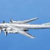 Russischer Bomber: Eine Tupolew Tu-95 auf einem Archivfoto, das die britische Royal Air Force im April 2014 über Schottland aufgenommen hat. Sechs Maschinen dieses Typs wurden am Wochenende von Nato-Kampfflugzeugen über der Ostsee gesichtet.