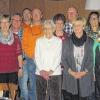 (pel)   In Laudenbach trafen sich Angehörige des Schuljahrgangs 1964. Bei dem von Heidi Juszczak und Gerhard Schmitt organisierten Klassentreffen feierte man die 50. Wiederkehr der Einschulung in die Volksschule, heißt es in einer Pressemitteilung. Nach einem Treffen mit der Lehrerin der zweiten bis vierten Jahrgangsstufe, Frau Nötscher, machte man sich auf einen Dorfrundgang mit Besichtigung der heute als Büro- und Geschäftshaus genutzten „Neuen Schule“. Einen Laudenbacher Schoppen mit Brotzeit gab es in der Heckenwirtschaft Konrad. Der Höhepunkt folgte am Abend im Restaurant „Stella di Napoli“. Die mittlerweile 91-jährige Erstklasslehrerin Margit Pawlitschek war der Einladung ihrer Klasse gefolgt und brachte mit vielen Fotos und Anekdoten Erinnerungen an die 1960er Jahre zurück. Mit dem Dank an die Organisatoren und die beiden Pädagoginnen klang der Abend aus bei Vino, Pizza und Pasta.