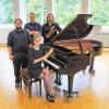 Gruppenbild mit Dame: Janette Fraas und ihre Bandkollegen von „text + ton“, (von links) Urs John, Andreas Werner und Frank Stäblein, geben am 22. November ein Benefizkonzert im Kloster Wechterswinkel.