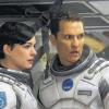 Besorgte Blicke: Anne Hathaway als Astronautin Brand und Matthew McConaughey als Wissenschaftler Cooper in „Interstellar“.
