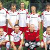 Fußballbegeistert: Das Oberliga-Team der Lebenshilfe Schweinfurt aus Hohenroth (hinten von links): Mario Matejsek, Christian Till, Roy Hoffmann, Andreas Büttner und Christian Schetelig sowie (vorne von links) Andrej Zimmermann, Kevin Izquierdo, Tormann Günter Lohs und Michael Röhrken.