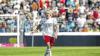 Nichts verlernt: Paul Breitner, hier beim Benefizspiel in Würzburg im vergangenen Jahr, will an diesem Freitag mit den „FC Bayern Allstars“ am Dallenberg erneut zeigen, was er am Ball noch so alles drauf.