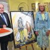Titelwerk der Ausstellung: Die Künstlerin Mirka Krien präsentiert zusammen mit Manfred Stamm das Bild „Vom Leben gezeichnet“ im Klinikum Main-Spessart und dem Kreis-Seniorenheim in Marktheidenfeld. Im Hintergrund ein Bilderzyklus zum Merz-Gedicht „An Anna Blume“ von Kurt Schwitters.