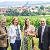 Gut vorbereitet: Die Verantwortlichen und das Organisationskomitee haben sich auch für das 37. Weinfest in Frankenwinheim viel vorgenommen. Im Bild von links: Bürgermeister Herbert Fröhlich, SVF-Vorstand Juliane Böhm, Weinprinzessin Madeleine Herbig und SVF-Vorstand Walter Burger.