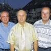 Trio: Bürgermeister Manfred Weis (Mitte) mit den neu gewählten Ortsvorstehern Walter Lutz (links, Großrinderfeld) und Karl Fleischmann (Schönfeld).