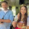 Natürlich Theilheim: Für den Weinbauverein laden Johannes Lang (von links), Vorsitzender Christian Deppisch, Weinprinzessin Jessica Bichler und Karoline Wallrapp zum Weinfest ein.
