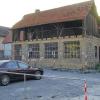 Kommt weg: Die alte Scheune in der Würzburger Straße 27 in Zellingen wird für die Schaffung von Parkplätzen abgerissen.