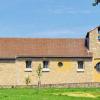 Steht seit 1958: Die Kirchengemeinde will die im Rottendorfer Ortsteil stehende Kirche St. Cosmas und Damian innen und außen sanieren lassen. Die Kosten sind auf 200 000 Euro geschätzt. Nachdem das Gebäude in die Denkmalliste aufgenommen wurde, ist möglicherweise eine Förderung zu erwarten.