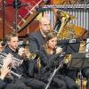 Vorfreude: Unter der Leitung von Thomas Eckert stellt die Brass Band B4 ihr neues Programm auf dem Kreuzberg vor.