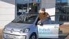 Bald elektrisch unterwegs: Hellmut Winkler, mit 93 Jahren noch Berichterstatter für die Main-Post in Kreuzwertheim, bestellte jetzt einen Elektro-Wagen in Kreuzwertheim bei der Firma Spindler.