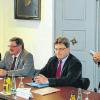 Hoher Gast in der Stadt: Bürgermeister Rudi Eck (von rechts) begrüßte Justizminister Winfried Bausback, Innenstaatssekretär Gerhard Eck und Landrat Rudolf Handwerker im Alten Rathaus.