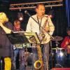 Vollblutmusiker: Elke Neugebauer und Ed Sperber in vorderster Front beim Benefizkonzert in der Disharmonie.