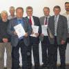 Verdiente Mitarbeiter: Im Bild von links Stefan Hohmann (Ansprechpartner Mitgliederorganisation), Herbert Pecat, Roland Köberlein (Vorstand/REFA-Lehrer), Herbert Lörzel (Lehrgangsleiter/REFA-Lehrer), Joachim Labastille (Kommunikation), Johann Brandt, Gerhard Grone, Eugen Edelmann, Erwin Gruber, Jürgen Schneyer (Vorstand), Bruno Leber, Martin Geßner (Arbeitnehmervertreter), Hans-Jürgen Friese (Vorsitzender).