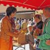 Beste Stimmung: Ein tolles Angebot gab es beim 10. Kürbisfest von Brigitte Schneider (Mitte) und ihrer Familie in Bergtheim.