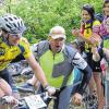 Hopp hopp: Bei der Spessart-Bike-Charity-Tour am Sonntag werden die Biker wieder lautstark von den Zuschauern angefeuert.