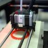 In Aktion: Der neue 3D-Drucker "Replicator 2" im Rechenzentrum der Universität Würzburg. In Aktion: Der neue 3D-Drucker "Replicator 2" im Rechenzentrum der Universität Würzburg.