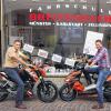 Neue Filiale: Oswald (links) und Jochen Breitenbach luden am Samstag zum Infotag in ihre neue Fahrschulfiliale in der Alten Bahnhofstraße 2 in Karlstadt. Die 125er und der Roller sind nur zwei der insgesamt acht Schulungsfahrzeuge.