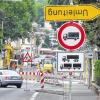 Verwirrend: An der Kreuzung Max-/Hemmerichstraße stand bis Donnerstagabend die Umleitung. An derselben Stelle wies ab Donnerstagabend das Schild einen neuen Parkplatz in der Maxstraße aus.