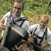 Markus Martin und Roland Dietz bilden das „Duo Iwwerzwerch” aus Niederstetten.