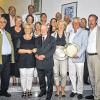 Gut eingelocht: Die Gewinner des 10. Polisina-Golfturniers und der zahlreichen Sonderpreise mit (vorne von links) dem Geschäftsführer des Golfclubs Schloss Mainsondheim, Dr. Raimund Mahlberg, Hoteldirektorin Ursula Junker, Hauptsponsor Dr. Hanns Maier und den Turniersiegern Renate Fuchs und Clubpräsident Eckhard Himmel.