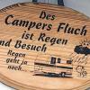 Ironisches Campingdekor