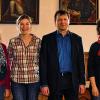 Königshofen empfängt Arlington: Im historischen Rathaussaal (von links) Steve und Sharon Smith, Andrea Friedrich, Bürgermeister Thomas Helbling, Dagmar Lurz und Mary Baker.
