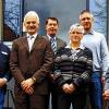 Feierlicher Abschied im Schloss: Im Bild (von links) Pflegedirektor Detlef Schulz, Heribert Gehrling, scheidender Leiter der Krankenpflegeschule, Verwaltungsdirektor Bernd Pallasch, Gabriele Strobel, langjährige Sekretärin des Ärztlichen Direktors, Dieter Rottmann, Vorsitzender des Personalrats sowie  Ärztlicher Direktor Hans-Peter Volz.