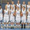 Mit diesem Kader starten die Zweitliga-Basketballerinnen von Take Off Würzburg in die neue Saison: (hinten von links) Margret Pfister, Eva Grosser, Annette Rieß, Andrea Kleinhenz, Felicitas Schneider, Aniko Hushegyiova sowie (vorne von links) Jocelyn Bailey, Sarah Wiegand, Alena Lauts, Eva Barthel, Christina Schulz, Eva Kriebel, Alexandra McGuire, Raphaela Jochimczyk.