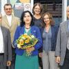 Amtseinführung (von links): Schulrat Erwin Pfeuffer, Pfarrer Jerzy Jelonek, Schulleiterin Corinna Wirth, Pfarrerin Kirsten Oldenburg, Bürgermeisterin Ursula Engert und Stephan Debes, Vorsitzender des Personalrats der Volksschulen im Landkreis Würzburg.