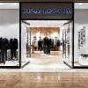 Premium-Mode für anspruchsvolle Kunden: Mit aufwendigen Stores ist René Lezard in den Metropolen präsent.