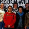 In die Vollen: Mannschafts- und Tandemsieger beim Dorfpokalkegeln in Großbardorf wurden (vorne, von links) Bernd Steidle, Gerhard Kieslich, Katja Streit, Erika Reinhard, Uwe Reinhard mit Großbardorfs Bürgermeister Josef Demar sowie (hinten, von links) Klaus Lemmer (Vorsitzender des TSV Großbardorf), Walter Geißler, Hiltrud Rümmler, Ulrich Behr und Georg Räth.