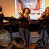 Good Vibrations: Die verbreitet das Vocalquintett „Take Five“ mit Pianist Wolfgang Klösel im Kulturzentrum in Wechterswinkel.