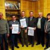 Ausgezeichnete Mitarbeiter. Im Rahmen der Betriebsfeier der Firma Werner Objekteinrichtungen in Unterweißenbrunn  wurden Ehrungen für langjährige Mitgliedschaft ausgesprochen. Das Bild zeigt (von links): Michael Werner, Michael Johannes, Edgar Enders, Walter Englert, Bruno Werner und Barbara Eyring.