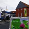 Frisch ja, aber nicht aus Franken: In tegut-Märkten in Unterfranken werden seit acht Monaten Bio-Eier aus Franken verkauft, die zum Teil in der Oberpfalz gelegt wurden. Eine Sprecherin des Handelsunternehmens mit Sitz in Fulda kündigte jetzt an, dass die Eierkartons neue Aufkleber bekommen werden mit der Aufschrift „Bio-Eier aus Bayern“.