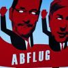 Wegen der Flughafenmisere unter Druck: Matthias Platzeck (links) und Klaus Wowereit auf einem Plakat von Flughafengegnern. Die Pannen und die öffentliche Kritik haben die Freundschaft der beiden SPD-Politiker beschädigt.