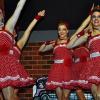 So geht's zu auf der Route 66: Die Garde des Carenvalvereins „Die Rattel“ aus Oberndorf siegt beim ersten Showtanzturnier des Faschingsclubs Helmstadt in Holzkirchhausen.