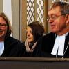 Erster Auftritt: Der Lohrer Dekan Michael Wehrwein stellte Pfarrerin Kathrin Seeliger in Heßdorf vor, die offizielle Ordination folgt am Sonntag.