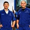 (pia)   Stolz sind die Firmeninhaber Sabine und Michael Schäfer vom Autohaus Böckler in Bad Brückenau auf ihre qualifizierten Mitarbeiter. Sven Gerhard absolvierte die Ausbildung zum Kfz-Meister. Außerdem erwarb Gerhard (im Bild) zusammen mit Florian Borst die Qualifikation „Zertifizierter Diagnosetechniker Mercedes-Benz“. Für langjährige Treue zur Firma dankten die Schäfers Volker Borst (30 Jahre) und Helmut Baumgartner (25 Jahre). Beide sind in der Firma Kfz-Meister und Diagnosetechniker.