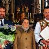 Abschied: Vikar Tobias Fuchs und Pfarrgemeinderatsvorsitzender Roland Ziegler verabschiedeten nach dem Ostergottesdienst in Premich Erna Kirchner aus ihrem Amt als Lektorin und Kommunionhelferin.