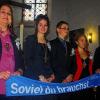 Konfirmation: Pfarrerin Barbara Weichert (rechts) führte Janina Habbig, Selina Möller, Tobias Knauf und Jenny Zeier an den Altar.