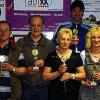 Pokale für die besten Kegler: Sportwart Michael Mutz (von links) freute sich über eine gute Resonanz beim Pokalkegeln der Kegelfreunde Niederlauer und gratulierte den Einzel- und Mannschaftssiegern Andreas Sawade (Fortuna Bettenhausen), Berthold Brabant (SV Herschfeld), Josef Größ (RSV Sportgruppe), Luise Ross (Dritte Hobby), Mirko Böhm (Zweiter Männer II), Claudia Machalett (Sandmännchen), Margit Straub (DJK Wülfershausen) und Anni Müller (Unter Uns Bad Neustadt).