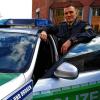 Auf Streife: Sergius Melgaf aus Schweinfurt ist im Herbst fertig mit seiner Ausbildung.