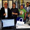 Darauf ein Orangensaft: Alexander Kretz aus Heßdorf ist als erster in Karsbach mit VDSL im Internet unterwegs. Dies feierten (von links) VG-Geschäftsstellenleiter Alexander Rohner, Vertriebsleiter Jürgen Weigand, Alexander Kretz, Technischer Leiter Stephan Dausacker, Internetbeauftragter Johannes Schmelz und Bürgermeister Martin Göbel.