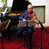 Gastieren auf Schloss Bedheim: (von links) mit Reinhard Müller, Jutta Müller Vornehm (Klavier), Susanne Aengeneyndt (Violine), Wolfram Schmidt (Viola und Violine) und Werner Jaksch (Violoncello).
