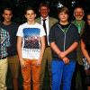Die Prüfungsbesten: Klassenleiter Hubert Götz (von links, Dominik Schröder, Julian Schmitt, Schulleiter Wolfgang Halbig, Justin Stühler, Bürgermeister Waldemar Bug und Selina Wendrich.