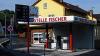 Schon am Freitag strahlte die Tankstelle in Thüngen mit der Sonne um die Wette, an Samstag früh läuft der Sprit wieder.