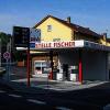 Schon am Freitag strahlte die Tankstelle in Thüngen mit der Sonne um die Wette, an Samstag früh läuft der Sprit wieder.