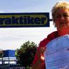 Billig ist manchmal teuer: die enttäuschte Kundin Gabriele Kolb vor dem Praktiker-Baumarkt in Lengfeld.
