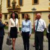 Prominenter Besuch: Rainer Waldvogel informiert Dorothee Bär, Karin Seehofer, Thomas Habermann und Roland Ress (von links) über Maria Bildhausen.