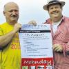Bauer Helmut Kleinschroth (links) und Bäcker Martin Schiffer laden ein zum Mohnday Fuchsstadt: am Sonntag, 18. August.